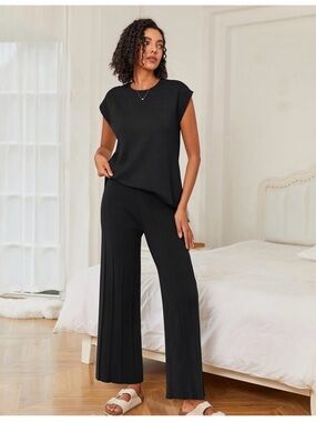 Black Wide-Leg Knit Pants - Effortless Comfort